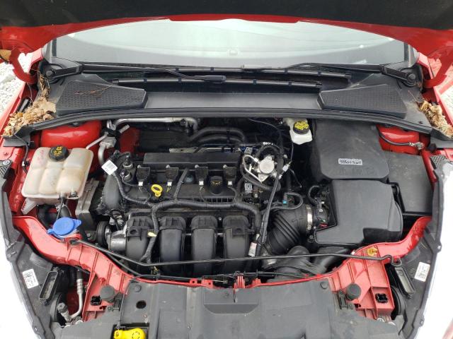 1FADP3F22HL251304 - 2017 FORD FOCUS SE RED photo 11