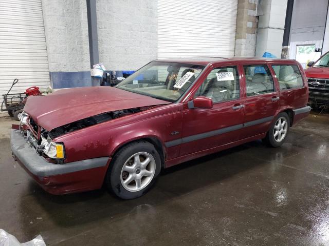 YV1LW5545T2201545 - 1996 VOLVO 850 BASE RED photo 1