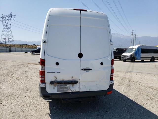 WD3PE8DC3E5938341 - 2014 MERCEDES-BENZ SPRINTER 2500 WHITE photo 6