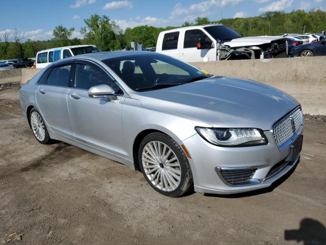 3LN6L5FC6HR612789 - 2017 LINCOLN MKZ RESERVE ვერცხლისფერი ფოტო 4