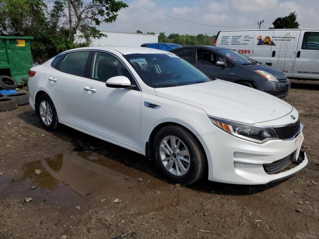 5XXGT4L35GG017095 - 2016 KIA OPTIMA LX WHITE photo 4