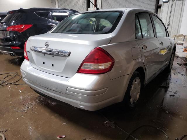 3N1BC11E28L396367 - 2008 NISSAN VERSA S SILVER photo 4