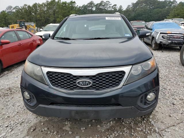 5XYKTDA68CG278587 - 2012 KIA SORENTO BASE BLUE photo 5