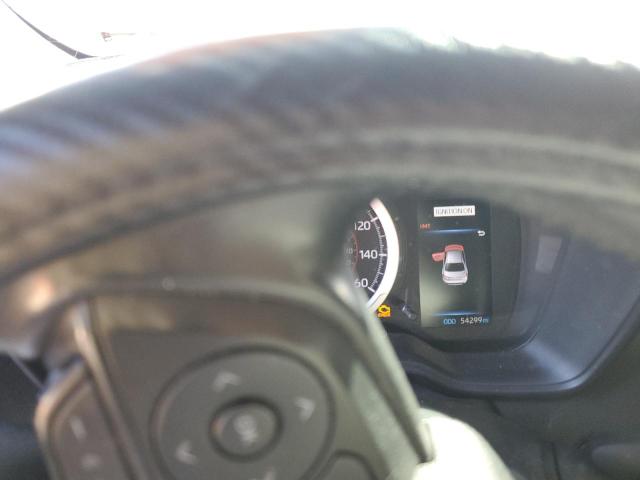 JTDM4RCE4LJ025435 - 2020 TOYOTA COROLLA SE Biały zdjęcie 9