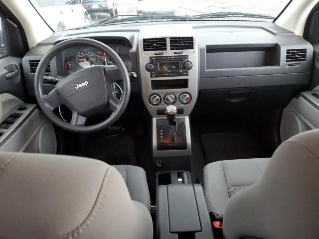 1J8FF47W77D131707 - 2007 JEEP COMPASS SILVER photo 8