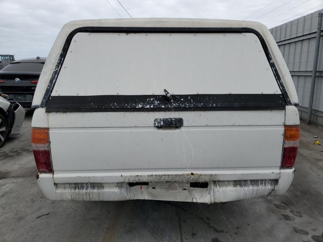 JT4RN70P4J0058581 - 1988 TOYOTA PICKUP XTRACAB RN70 DLX WHITE photo 6