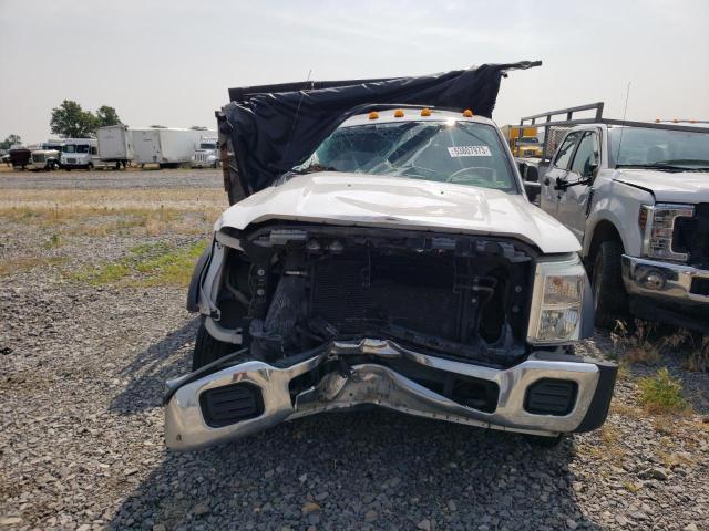 1FDUF4HY4DEA18863 - 2013 FORD F450 SUPER DUTY WHITE photo 5