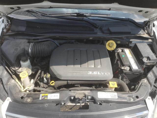 2C4RC1BG7DR776569 - 2013 CHRYSLER TOWN & COU TOURING თეთრი ფოტო 12