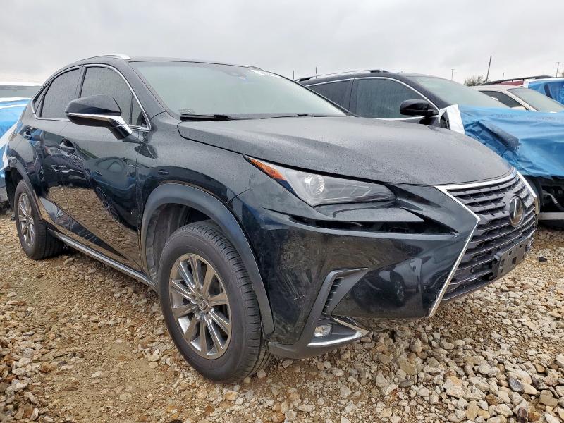 JTJYARBZ3J2086892 - 2018 LEXUS NX 300 BASE შავი ფოტო 4