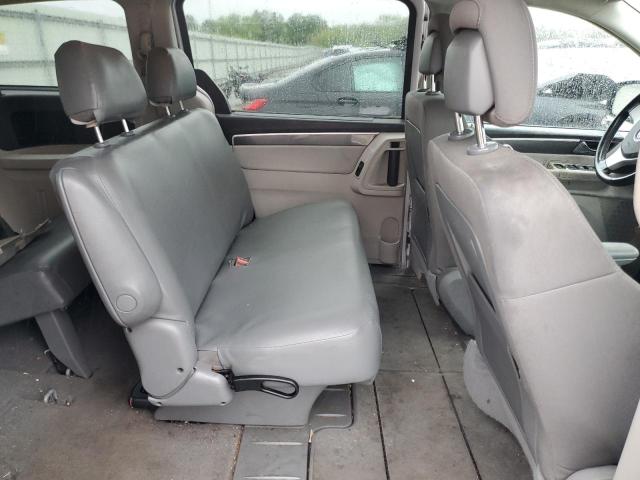 2V4RW4D16AR360645 - 2010 VOLKSWAGEN ROUTAN S GRAY photo 11