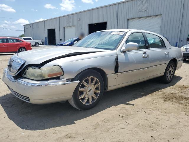 2008 LINCOLN TOWN CAR SIGNATURE LIMITED, 