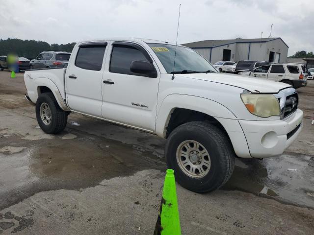 3TMJU62NX7M035155 - 2007 TOYOTA TACOMA DOUBLE CAB PRERUNNER WHITE photo 4