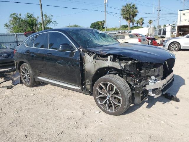 5UX33DT04N9K26535 - 2022 BMW X4 XDRIVE30I BLACK photo 4