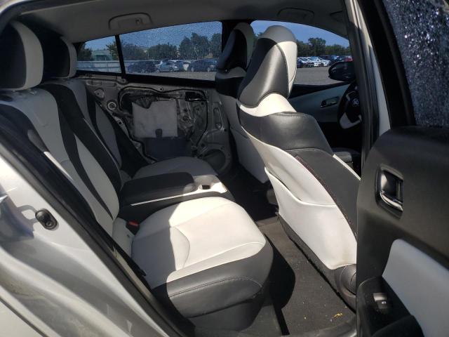 JTDKARFP0H3032990 - 2017 TOYOTA PRIUS PRIM ვერცხლისფერი ფოტო 10