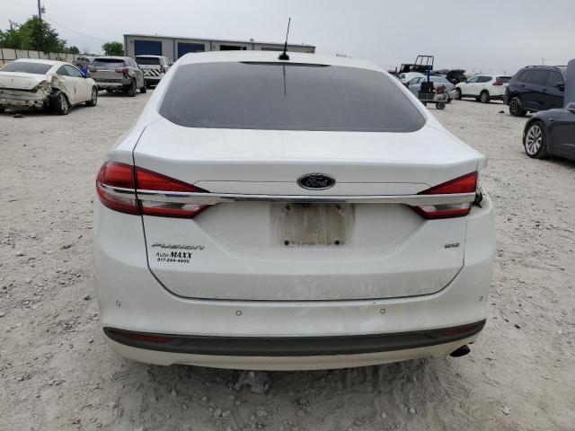 3FA6P0H70HR163188 - 2017 FORD FUSION SE WHITE photo 6