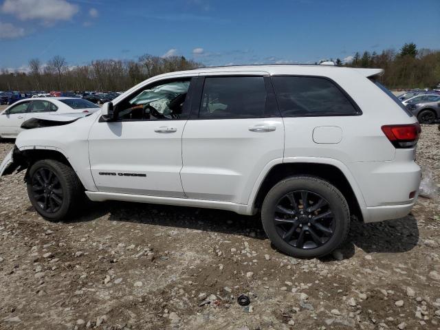 1C4RJFAG3JC351178 - 2018 JEEP GRAND CHER LAREDO WHITE photo 2