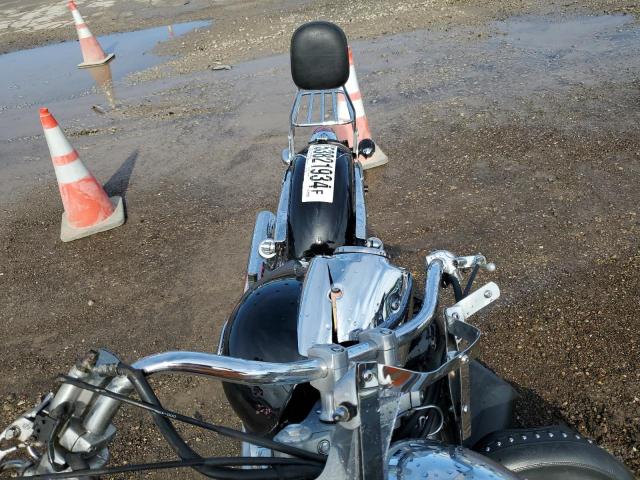 JH2RC44363M700717 - 2003 HONDA VT750 CDA 黑色 照片 5