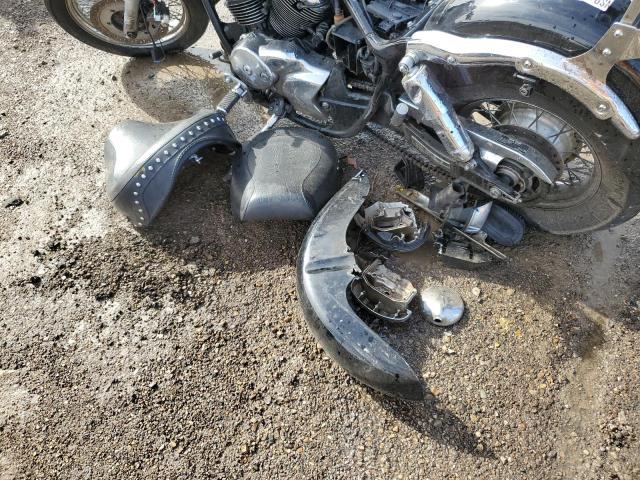 JH2RC44363M700717 - 2003 HONDA VT750 CDA 黑色 照片 9