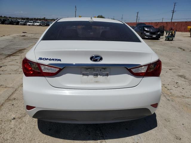 5NPEB4AC6EH831075 - 2014 HYUNDAI SONATA GLS WHITE photo 6