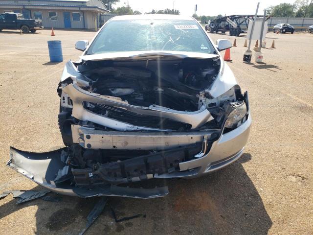 1G1ZC5E04CF305810 - 2012 CHEVROLET MALIBU 1LT SILVER photo 5