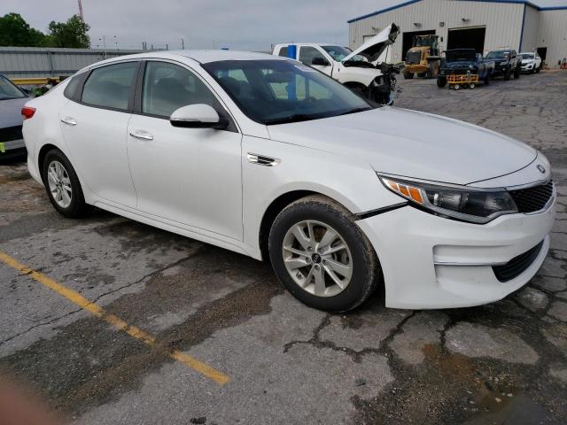 5XXGT4L32JG193478 - 2018 KIA OPTIMA LX WHITE photo 4