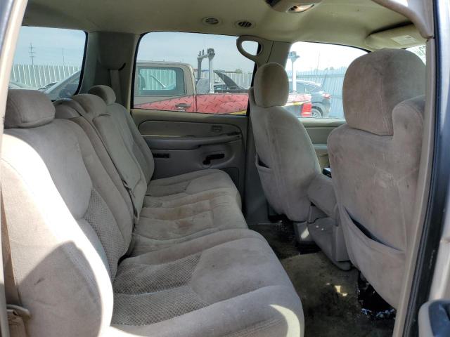 3GNEC16Z24G122196 - 2004 CHEVROLET SUBURBAN C1500 BEIGE photo 11