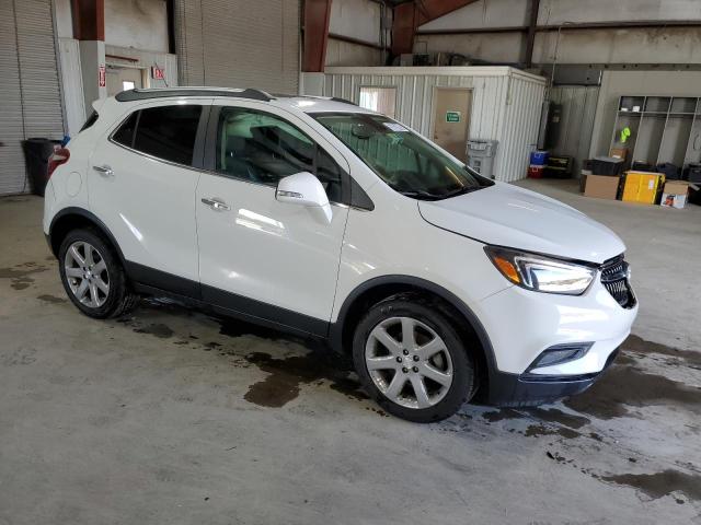 KL4CJBSB9JB682798 - 2018 BUICK ENCORE PREFERRED II WHITE photo 4