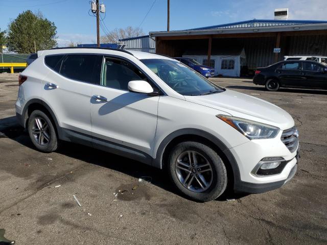 5NMZUDLB4HH032042 - 2017 HYUNDAI SANTA FE SPORT 白色 照片 4