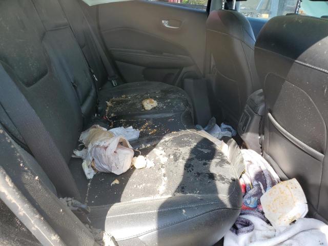 3C4NJDBB9LT153881 - 2020 JEEP COMPASS LATITUDE BLACK photo 11