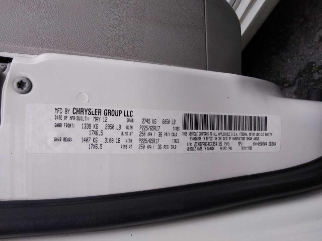 2C4RVABG4CR354185 - 2012 VOLKSWAGEN ROUTAN SE WHITE photo 10