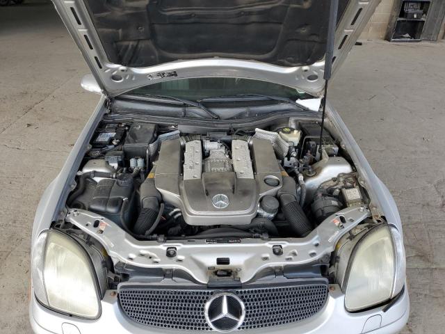 WDBKK66F63F286227 - 2003 MERCEDES-BENZ SLK 32 AMG KOMPRESSOR SILVER photo 11