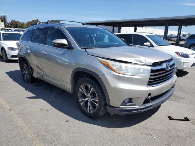 5TDKKRFH7GS126786 - 2016 TOYOTA HIGHLANDER XLE TAN photo 4