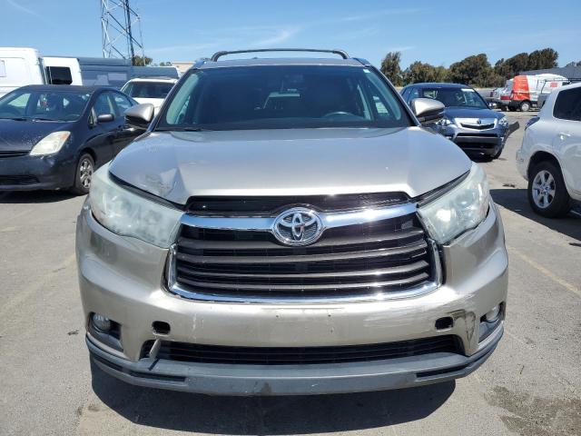 5TDKKRFH7GS126786 - 2016 TOYOTA HIGHLANDER XLE TAN photo 5