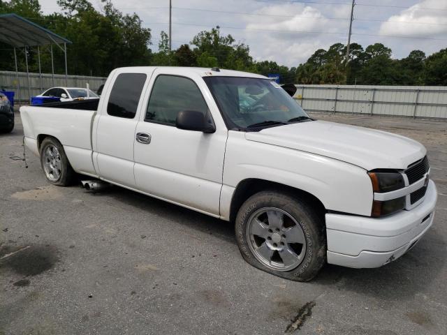 2GCEC19T951276267 - 2005 CHEVROLET SILVERADO C1500 WHITE photo 4