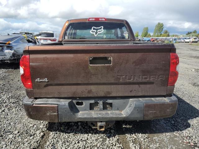 5TFAY5F1XEX407994 - 2014 TOYOTA TUNDRA CREWMAX PLATINUM 棕色 照片 6