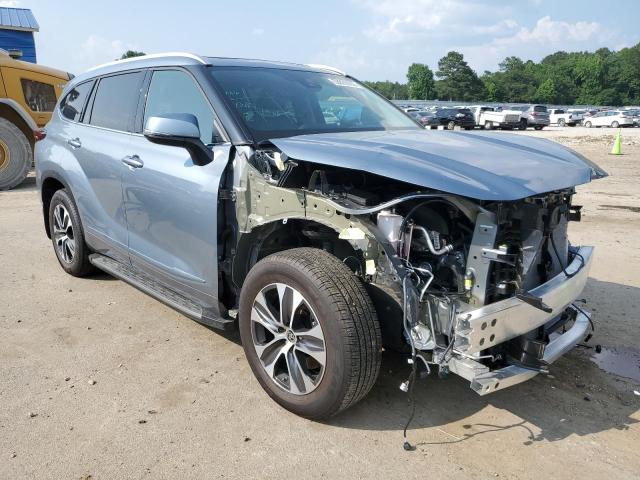 5TDGZRAH6NS141365 - 2022 TOYOTA HIGHLANDER XLE Boz foto 4