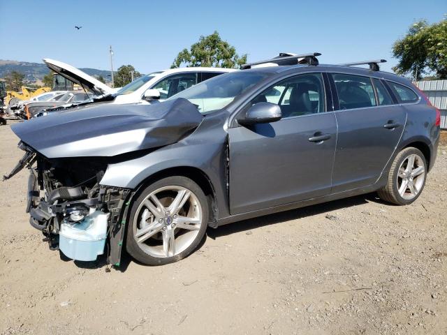 YV140MEK0H1355043 - 2017 VOLVO V60 T5 PREMIER GRAY photo 1