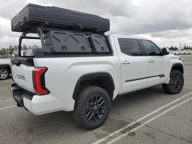 5TFNC5DB6RX048239 - 2024 TOYOTA TUNDRA CREWMAX PLATINUM თეთრი ფოტო 3