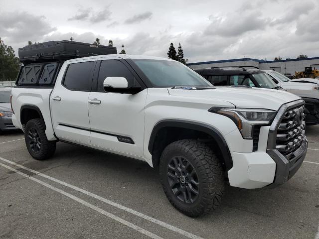 5TFNC5DB6RX048239 - 2024 TOYOTA TUNDRA CREWMAX PLATINUM თეთრი ფოტო 4