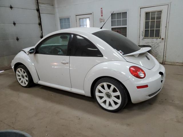 3VWPW3AG9AM011178 - 2010 VOLKSWAGEN NEW BEETLE WHITE photo 2