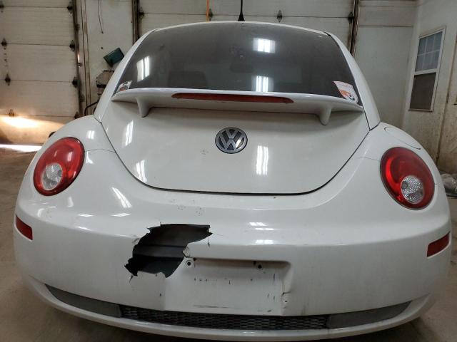 3VWPW3AG9AM011178 - 2010 VOLKSWAGEN NEW BEETLE Weiß Foto 6