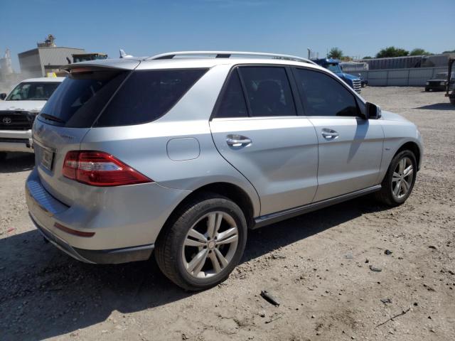 4JGDA2EB7CA029493 - 2012 MERCEDES-BENZ ML 350 BLUETEC SILVER photo 3