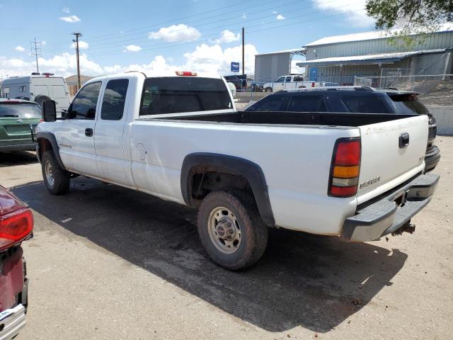 1GTHK29U57E122851 - 2007 GMC SIERRA K2500 HEAVY DUTY WHITE photo 2