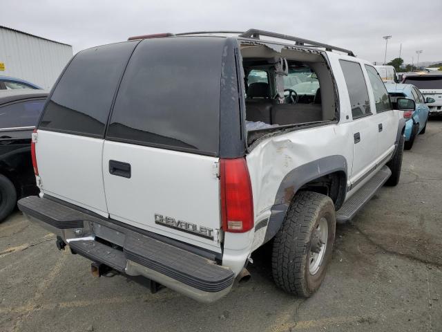 1GNGK26J4XJ340820 - 1999 CHEVROLET SUBURBAN K2500 WHITE photo 3