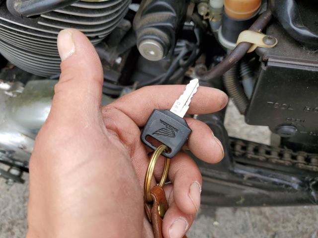 JH2RC4463WM000846 - 1998 HONDA VT750 CD2 勃艮第红 照片 8