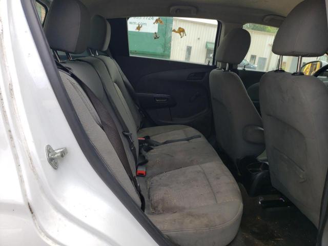 1G1JA6SG1G4104376 - 2016 CHEVROLET SONIC LS თეთრი ფოტო 10