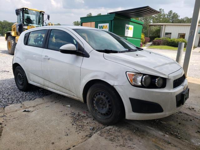 1G1JA6SG1G4104376 - 2016 CHEVROLET SONIC LS თეთრი ფოტო 4