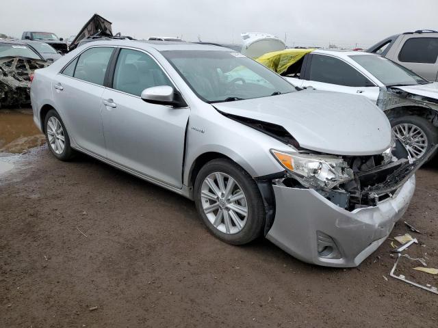 4T1BD1FK1DU073366 - 2013 TOYOTA CAMRY HYBRID SILVER photo 4