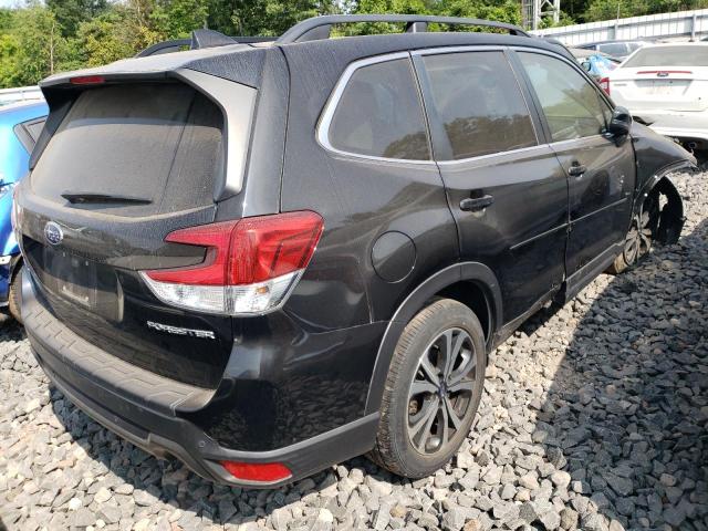 JF2SKAUC3KH442421 - 2019 SUBARU FORESTER LIMITED BLACK photo 3