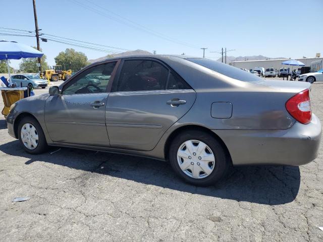 4T1BE32K13U785941 - 2003 TOYOTA CAMRY LE CHARCOAL photo 2